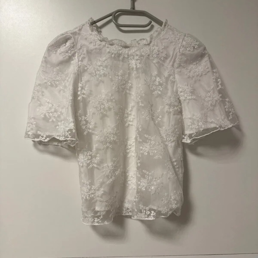 Elegant White Floral Lace Blouse